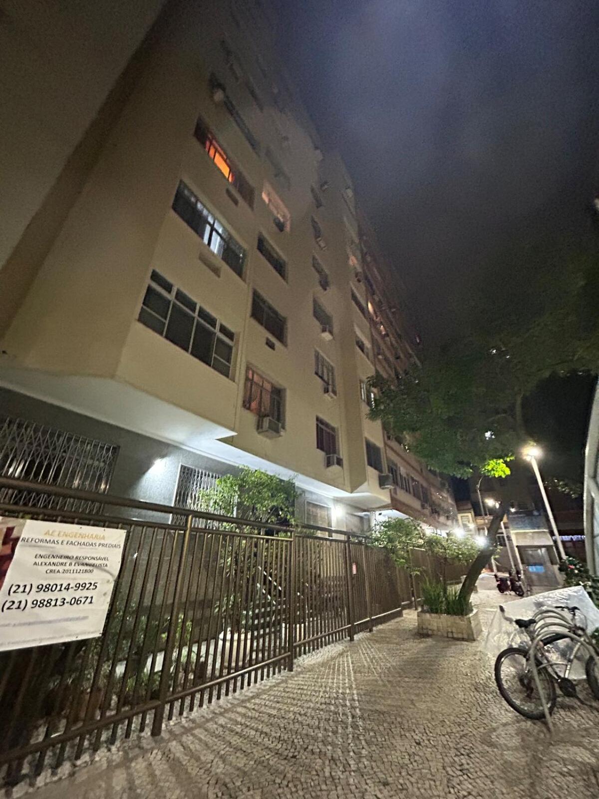 Em Copacabana Copanema Apartemen *
